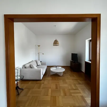 Zentral Gelegen & Sehr Gut Angebunden - Ihre Gemuetliche In Muelheim-speldorf