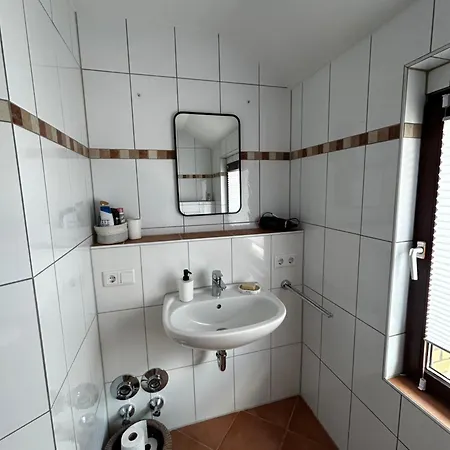 Zentral Gelegen & Sehr Gut Angebunden - Ihre Gemuetliche In Muelheim-speldorf *